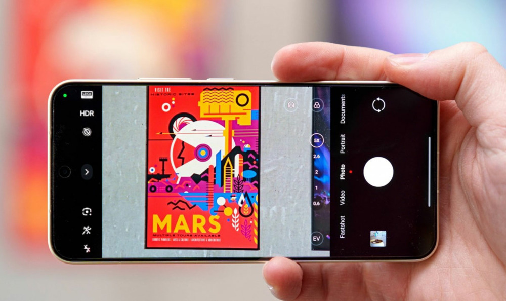 Огляд Xiaomi 15: компактний флагман, як альтернатива iPhone 16 Pro та Galaxy S25