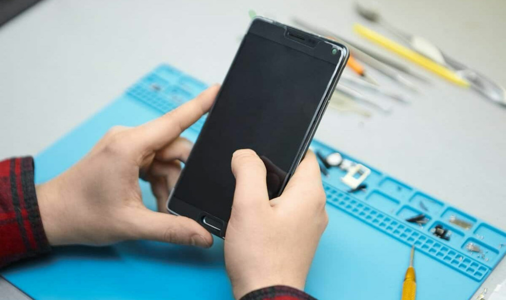 Чому смартфон Android не вмикається — що робити якщо Андроїд не включається та як це виправити самостійно