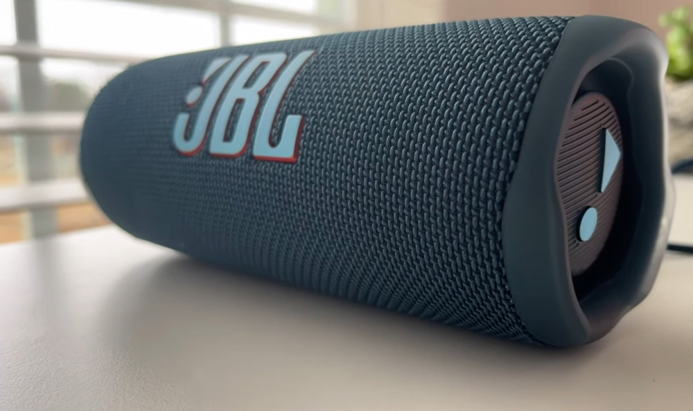 Огляд JBL Flip 6 — характеристики, ціна та відгуки, порівняння з JBL Flip 5