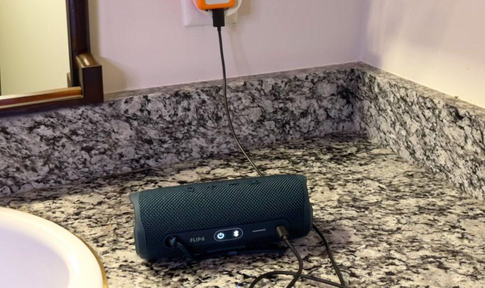 Огляд JBL Flip 6 — характеристики, ціна та відгуки, порівняння з JBL Flip 5