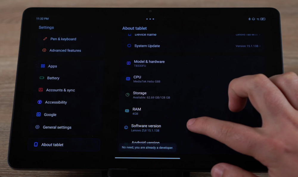 Повний огляд на бюджетний планшет Lenovo Tab M11 4/128 LTE — чи вато купувати, чесний відгук про характеристики та функції