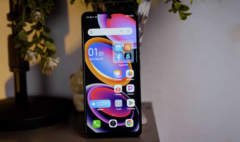 Чи варто купувати Tecno Pova 6 Neo у 2024 році?