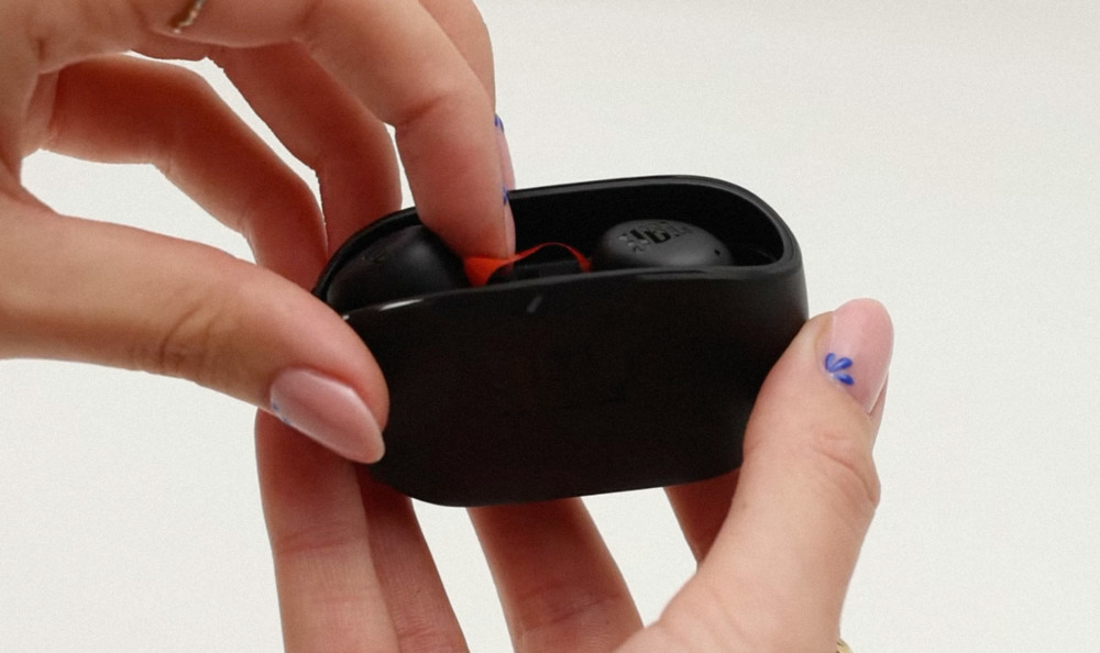 Огляд та відгуки на JBL Wave Buds 2 — навушники з преміальними характеристиками за доступну ціну