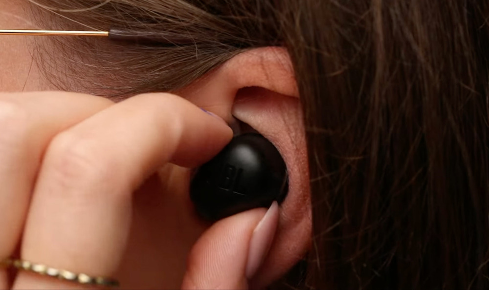 Огляд та відгуки на JBL Wave Buds 2 — навушники з преміальними характеристиками за доступну ціну