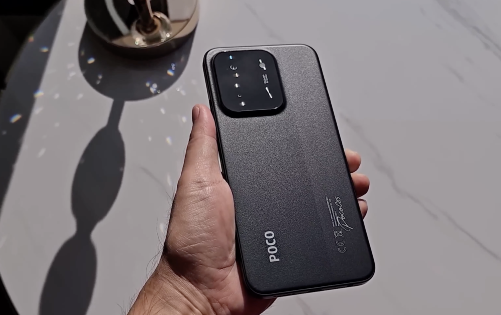 POCO C85 4G — огляд доступного смартфона з фокусом на екран і автономність