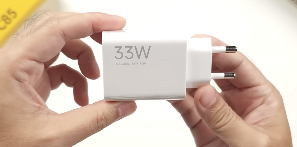 POCO C85 4G — огляд доступного смартфона з фокусом на екран і автономність