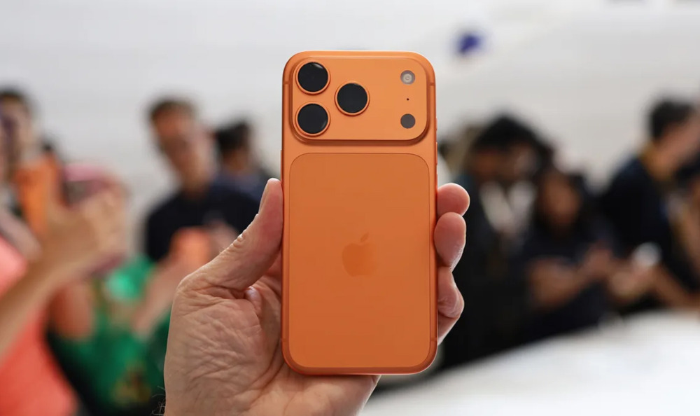 Огляд iPhone 17 Pro — враження від новинки, характеристики та ціна в Україні, чи варто купувати