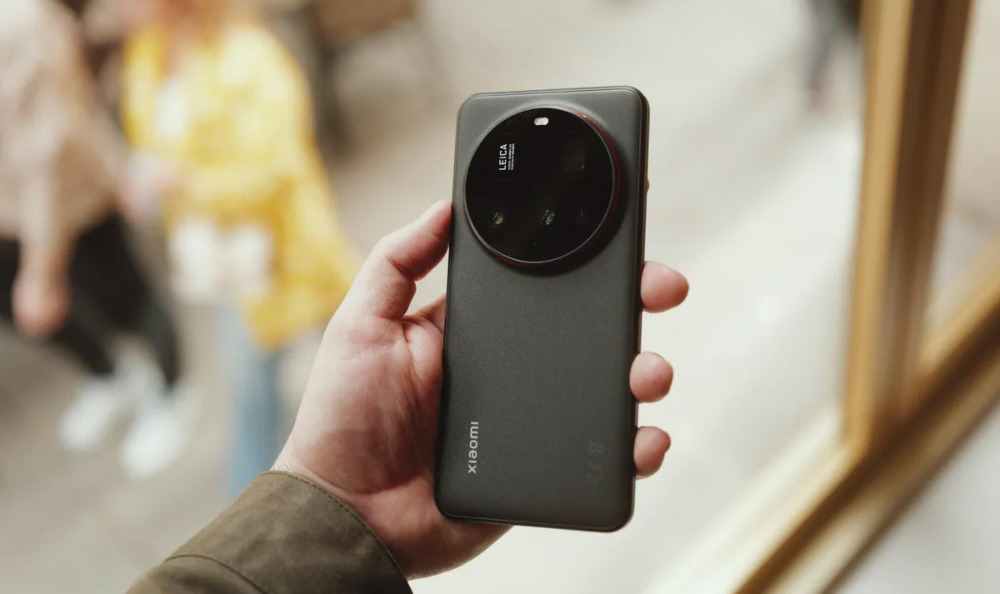 Огляд смартфона Xiaomi 15 Ultra — камера, час роботи та ціна