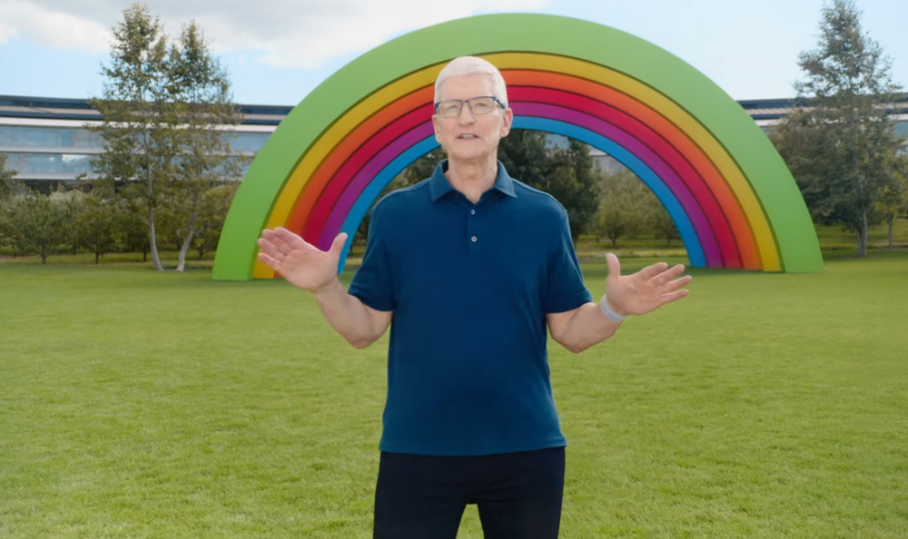 Apple показала новий iPhone 16, оновлені AirPods 4 та нові кольори AirPods Max — огляд новинок з презентації та розбір характеристик