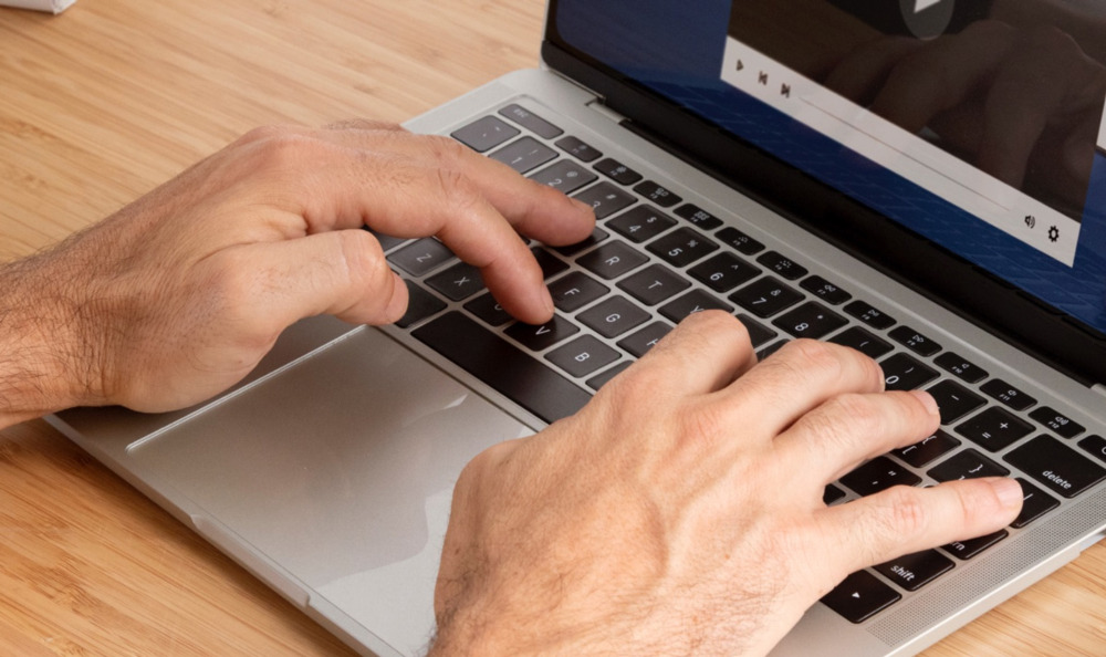 Чому не працює тачпад на ноутбуці, як це виправити на MacBook та Windows у 2024 році