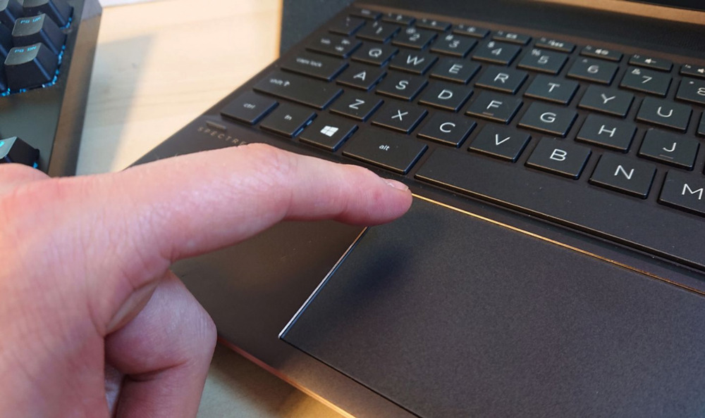 Чому не працює тачпад на ноутбуці, як це виправити на MacBook та Windows у 2024 році