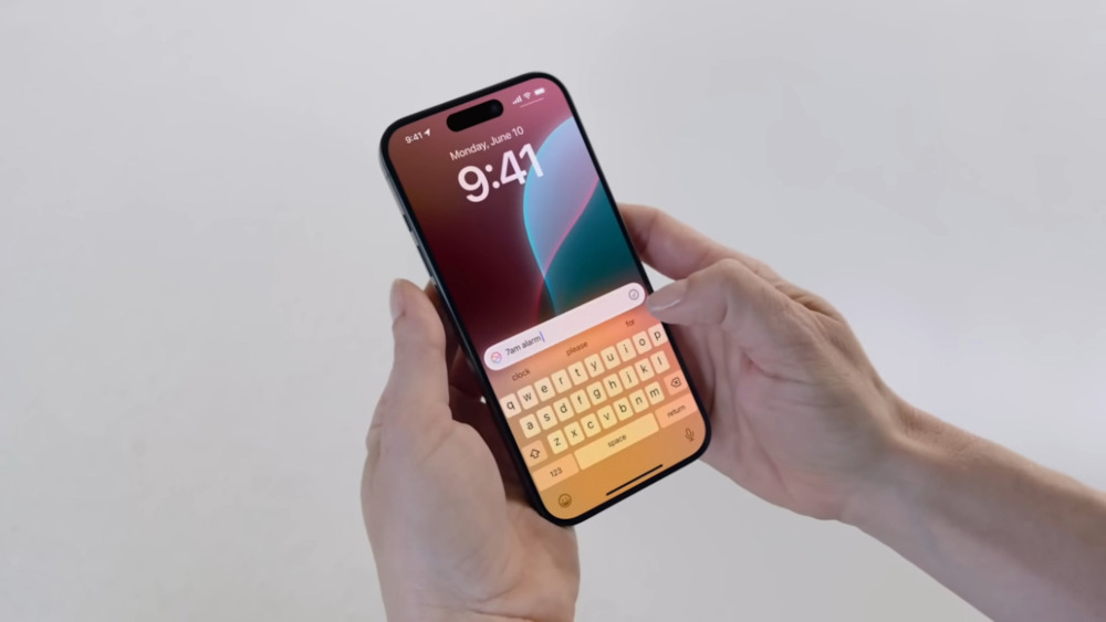 На яких iPhone буде доступний Apple Intelligence