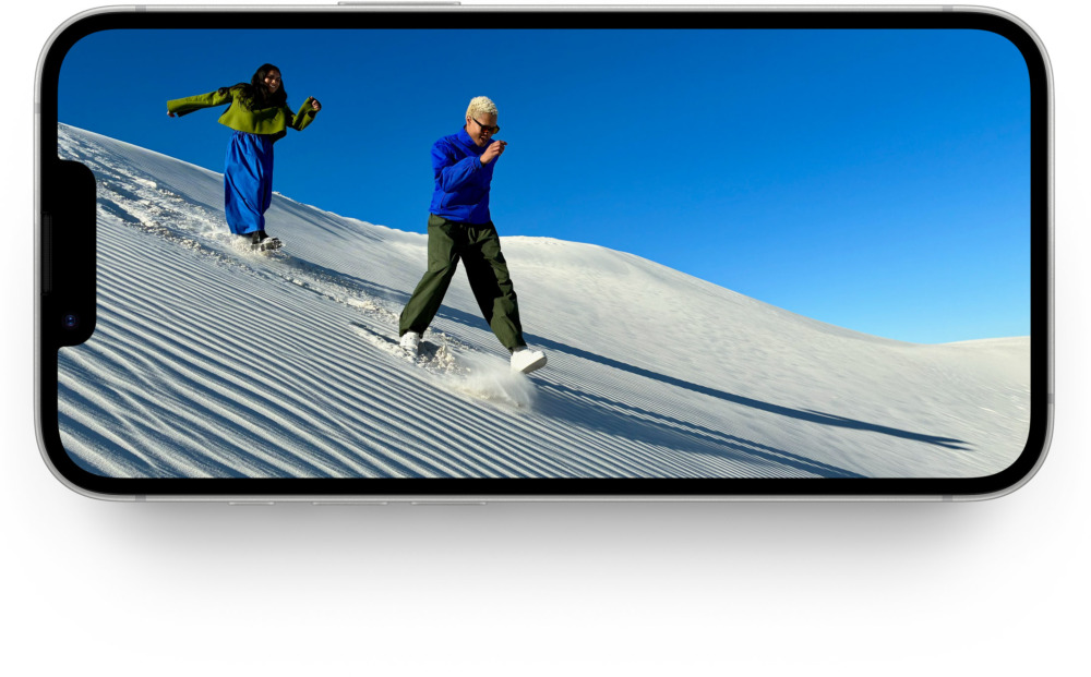 iPhone 16e новий