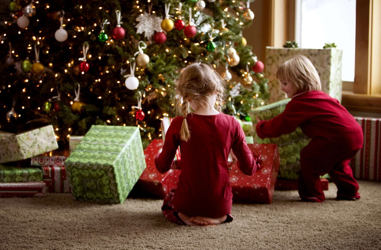 Що подарувати дитині на Новий рік та Різдво: 10 ідей на різний бюджет