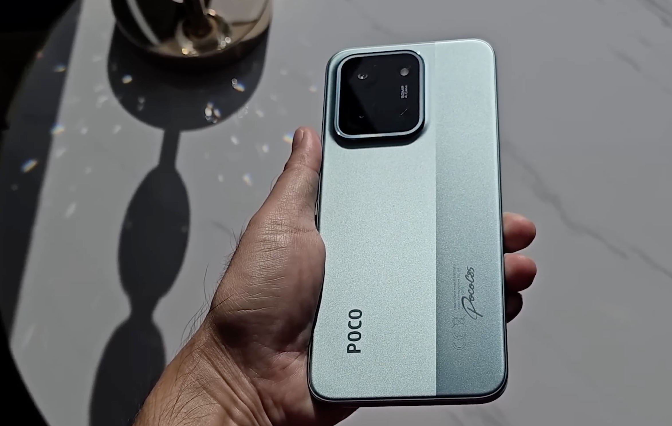 POCO C85 4G — огляд доступного смартфона з фокусом на екран і автономність