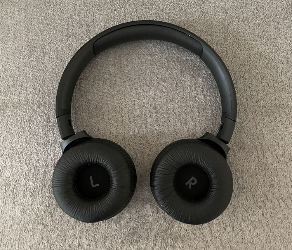 Огляд недорогих навушників з мікрофоном JBL Tune 510BT