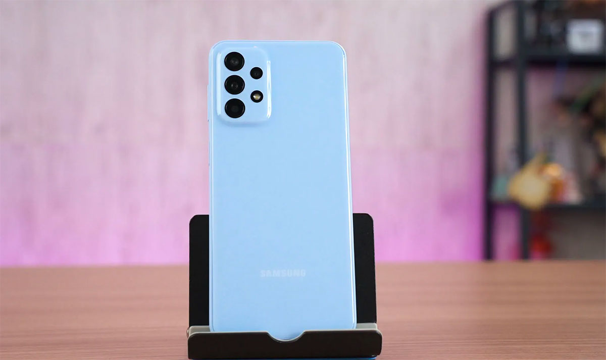Як активувати секретну кнопку на телефоні Samsung