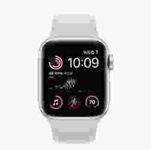 Смарт-годинник Apple Watch SE 2 GPS 40mm Starlight Aluminum Case with Starlight Sport Band - M/L (MNT63)