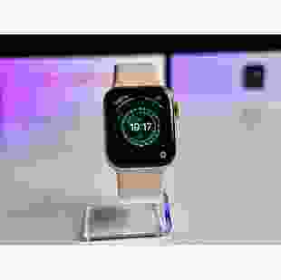 ВЖИВАНИЙ Apple Watch Series 6 GPS 40mm Gold Aluminum Case with Pink Sand Sport Band
